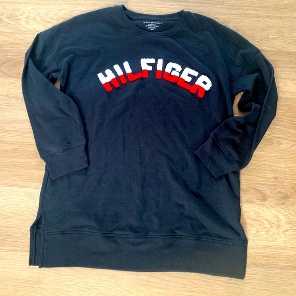 Tommy Hilfiger long sleeve - Picture 1 of 6